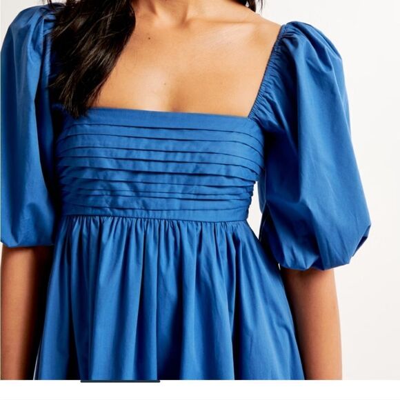 Abercrombie & Fitch Dresses & Skirts - Abercrombie and fitch puff sleeve dress cotyon side pockets excellent condition